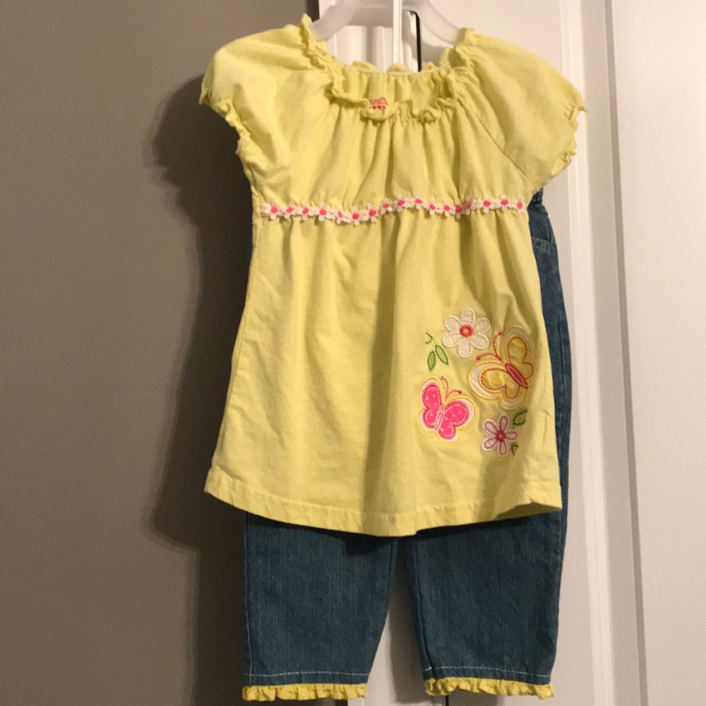 Girl’s Yellow shirt and jeans set